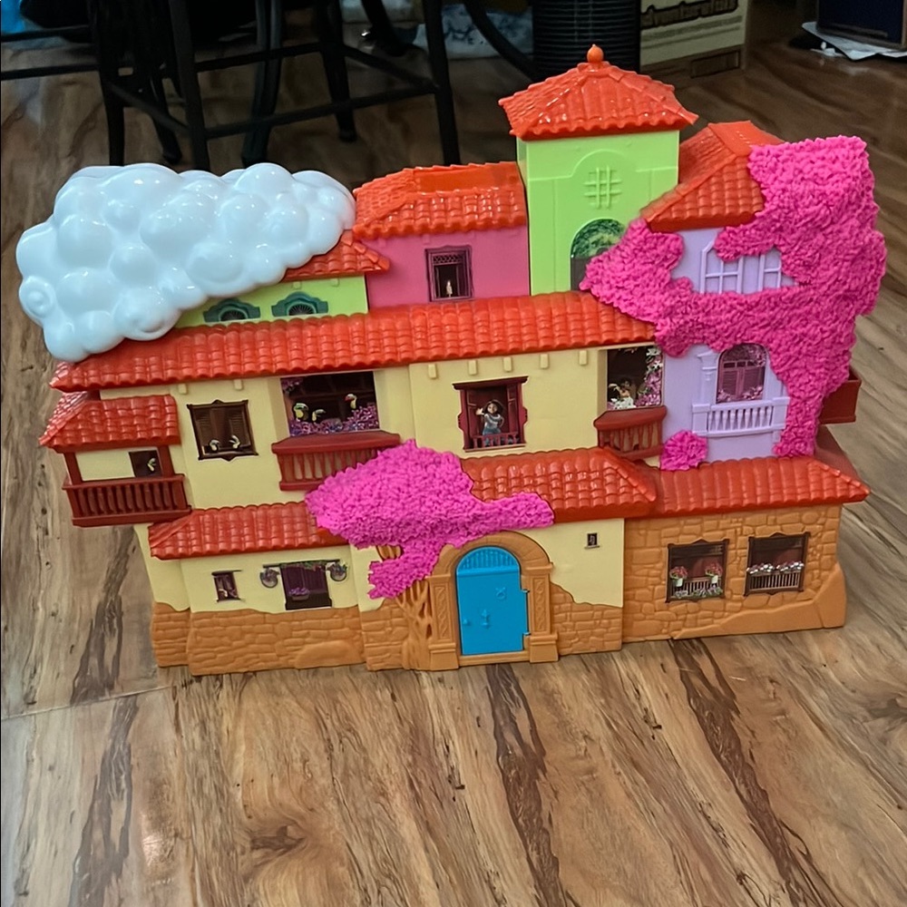 Disney Encanto Madrigal House Playset